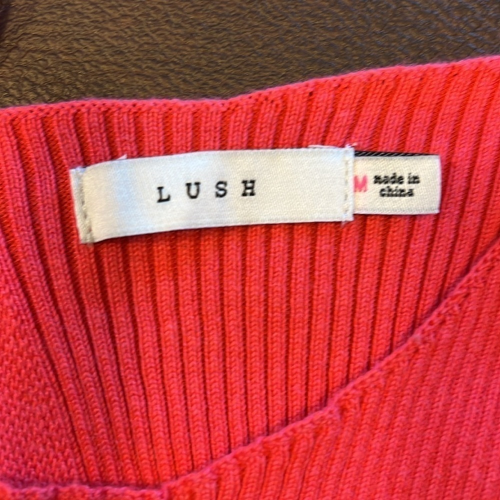 LUSH • Ruffle Tie Back - Picture 4 of 10